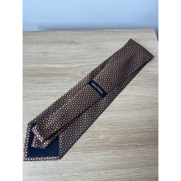 Nautica Multicolor Geometric Design 100% Silk Designer Tie - Picture 4 of 6